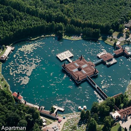 Hardy Apartman ケストヘイ エクステリア 写真